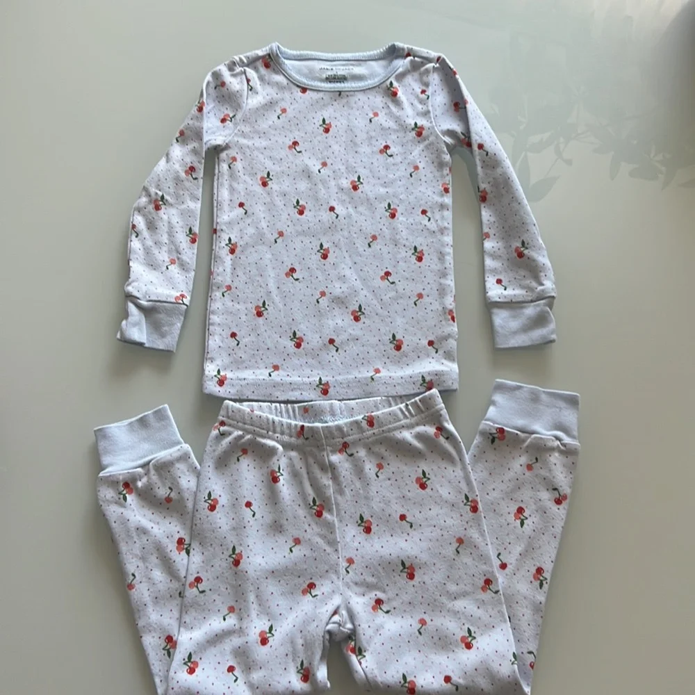 Janie and Jack Cherry Print Pajamas Sz 4 - Picture 3 of 10